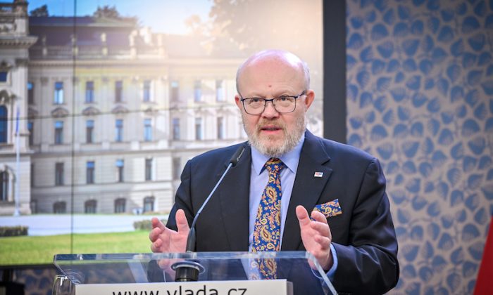 Vlastimil Válek