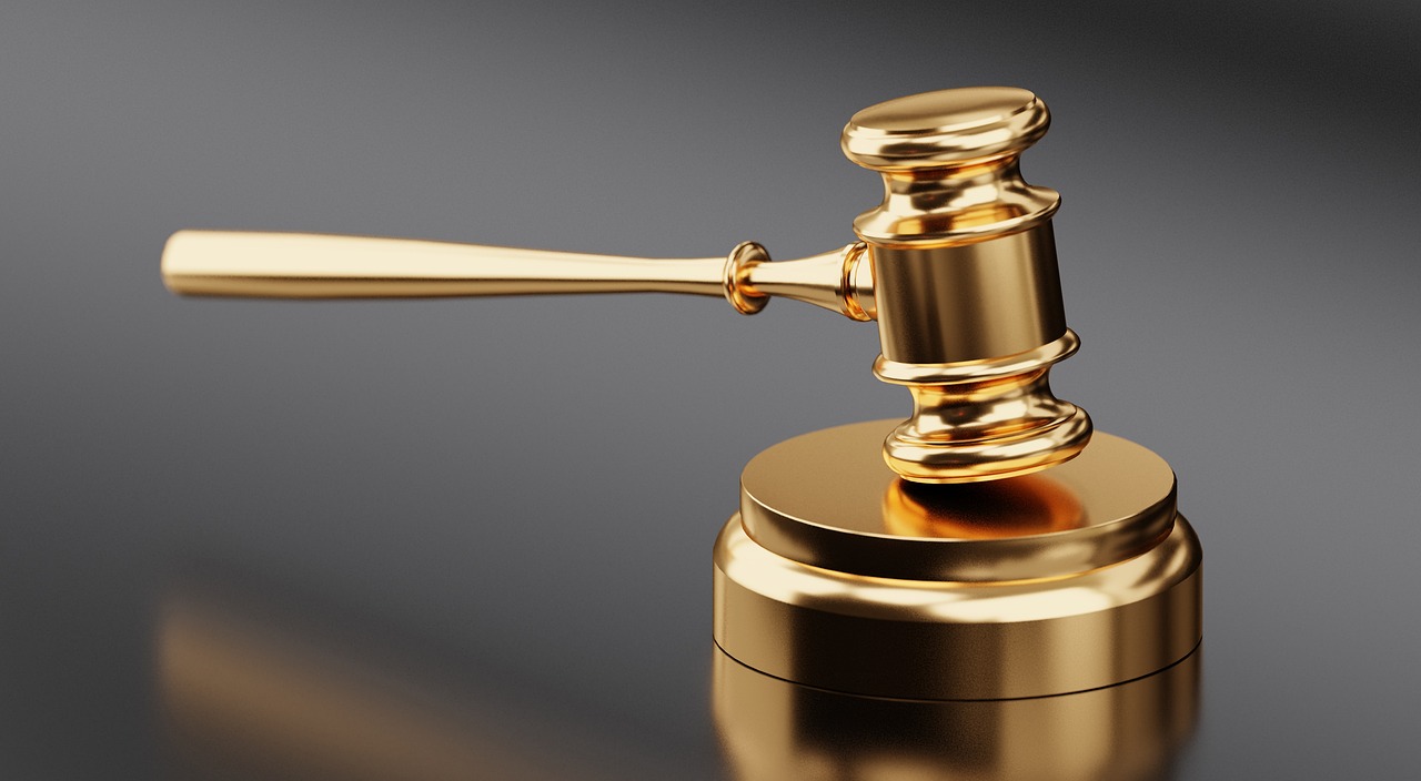 gavel-3577258-1280.jpg
