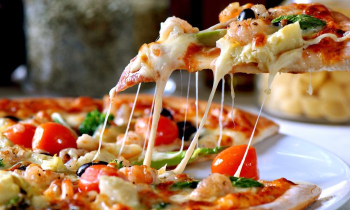 mražená pizza