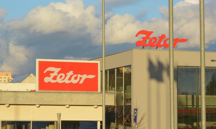 Traktory Zetor